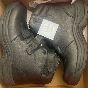 Propet Men's Black Hook-and-Loop Boots